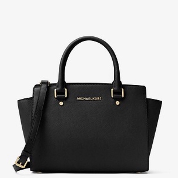 Michael Kors Handbags - Michael Kors Selma Large Black Leather Tote